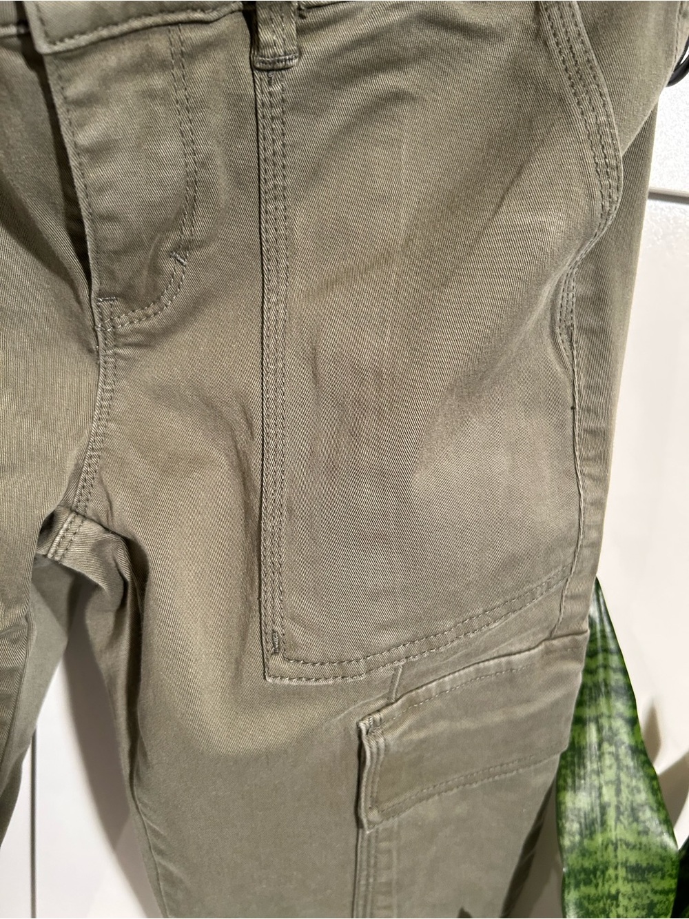 Olive Green Cargo Pants - Casual Utility Style low rise. Size 26 - Picture 3 of 5